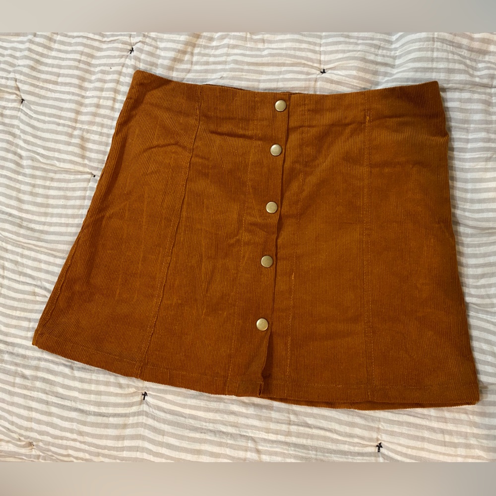 Small burnt orange skirt